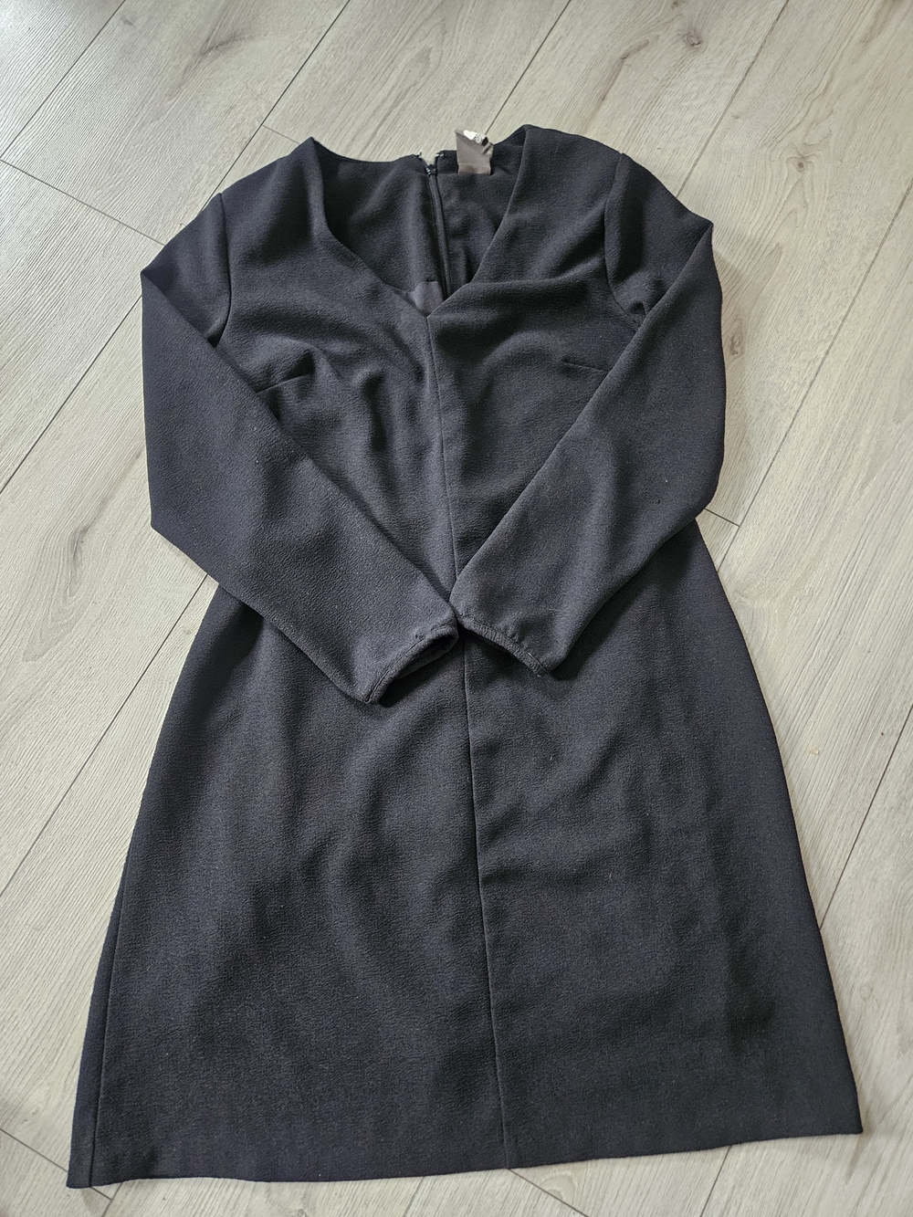 H&M Women Black Long Sleeve V-Neck Textured Crepe Mini Dress 10 🖤
